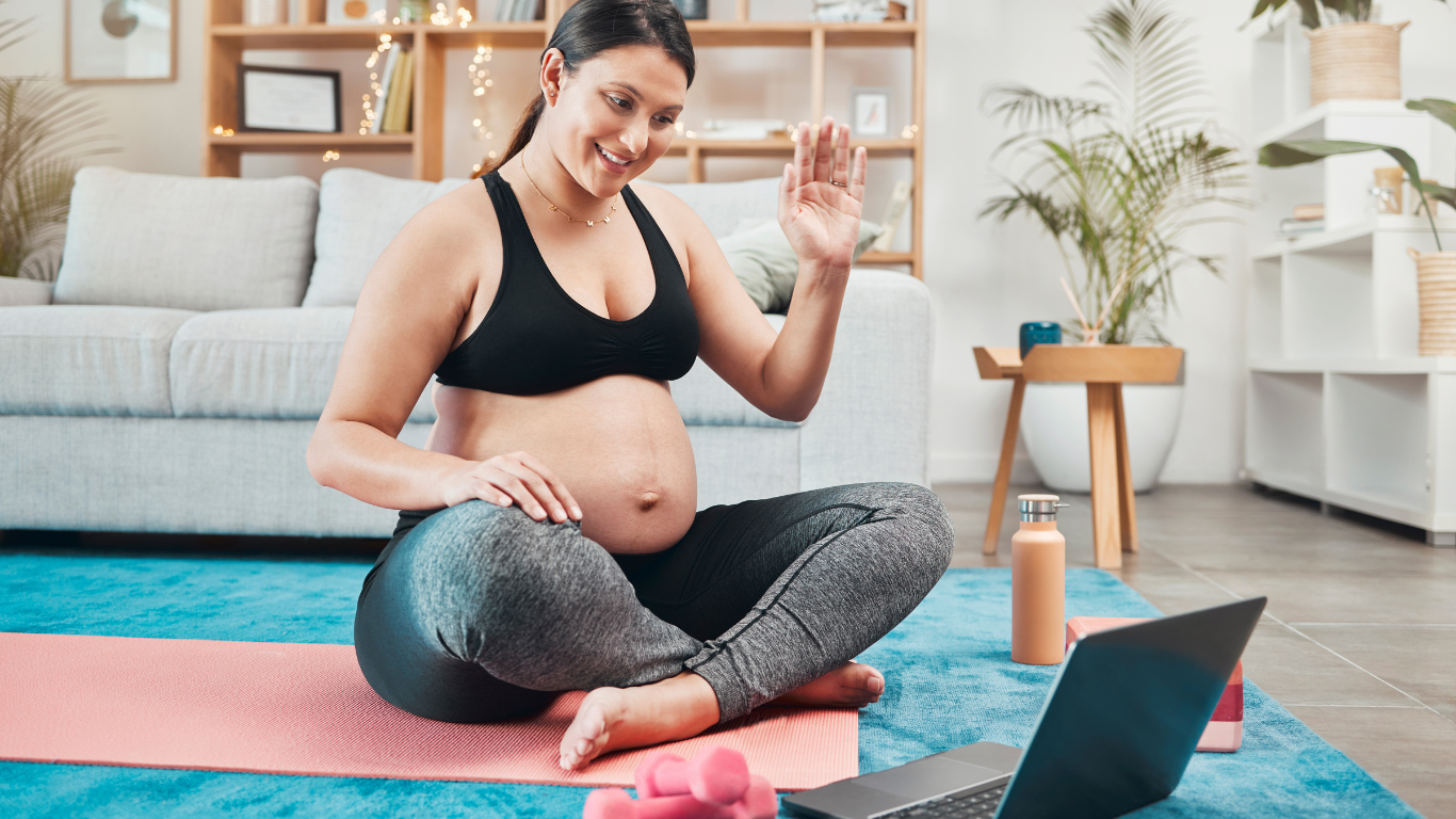 pregnant woman meets with her virtual birth doula beth colucci foppiano for childbirth education